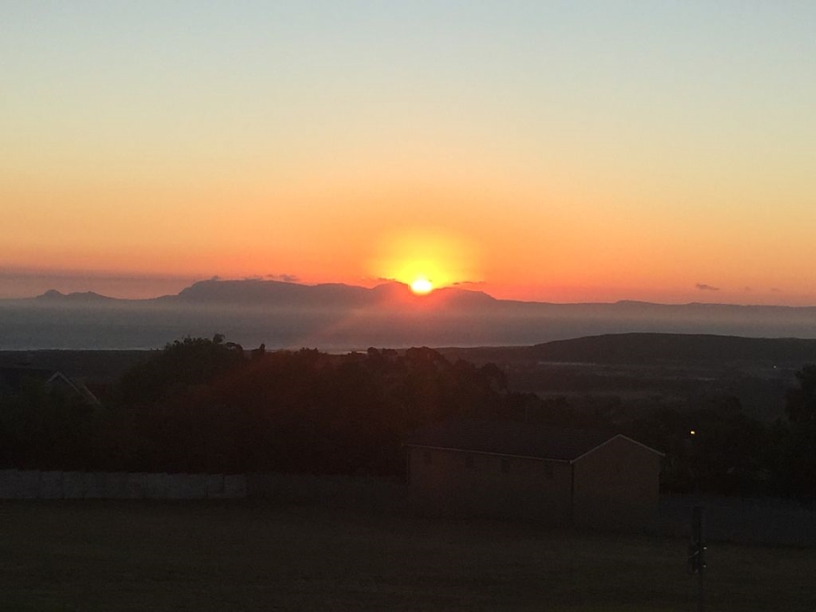 To Let 4 Bedroom Property for Rent in Steynsrust Western Cape